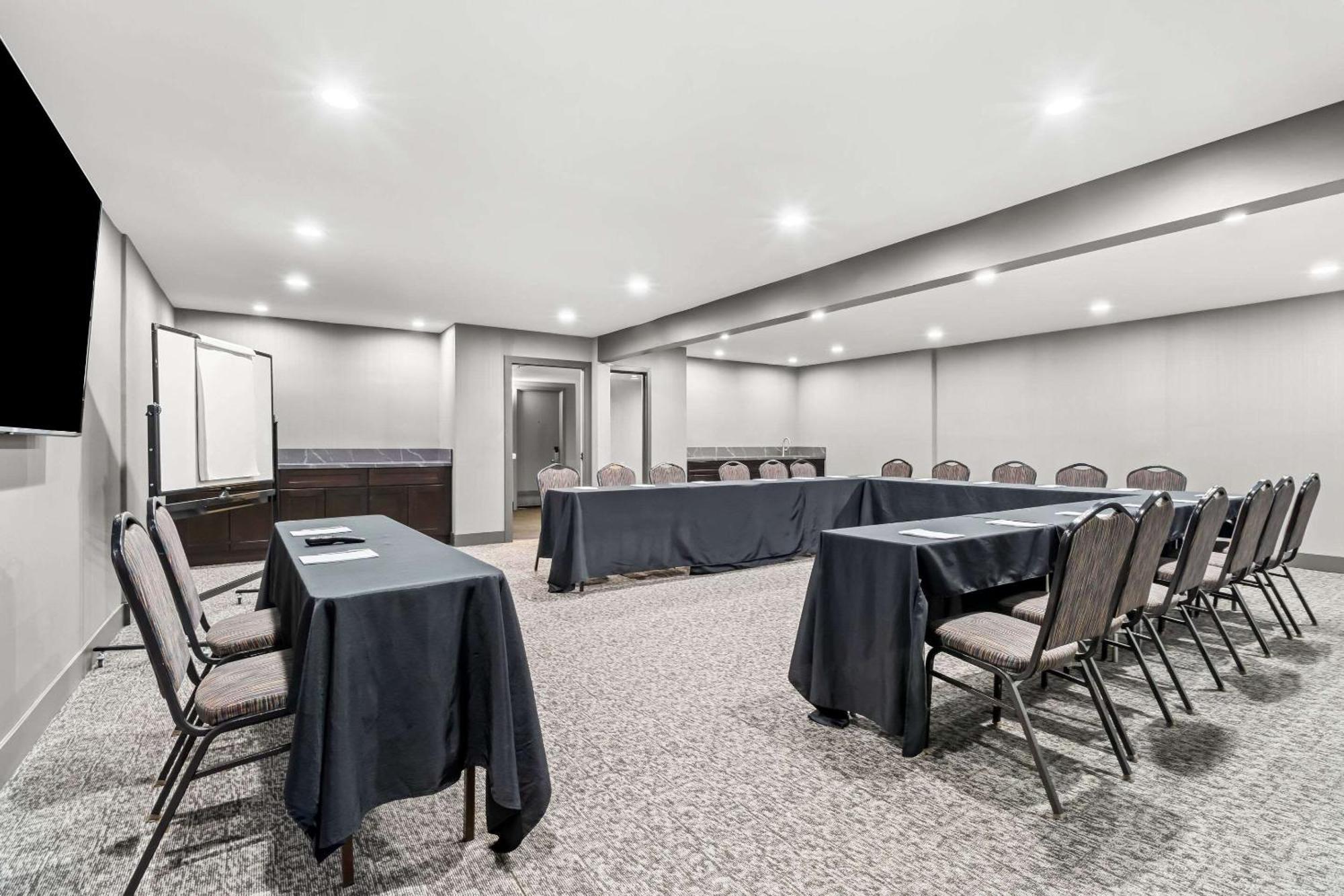 Hourglass Hotel, Ascend Hotel Collection Bakersfield Bagian luar foto