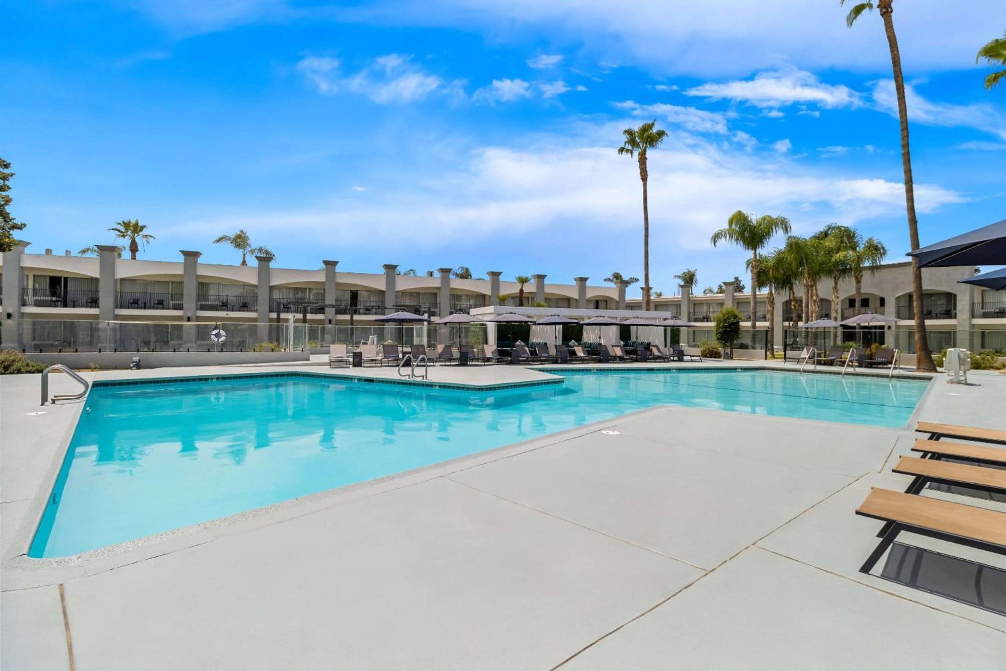 Hourglass Hotel, Ascend Hotel Collection Bakersfield Bagian luar foto
