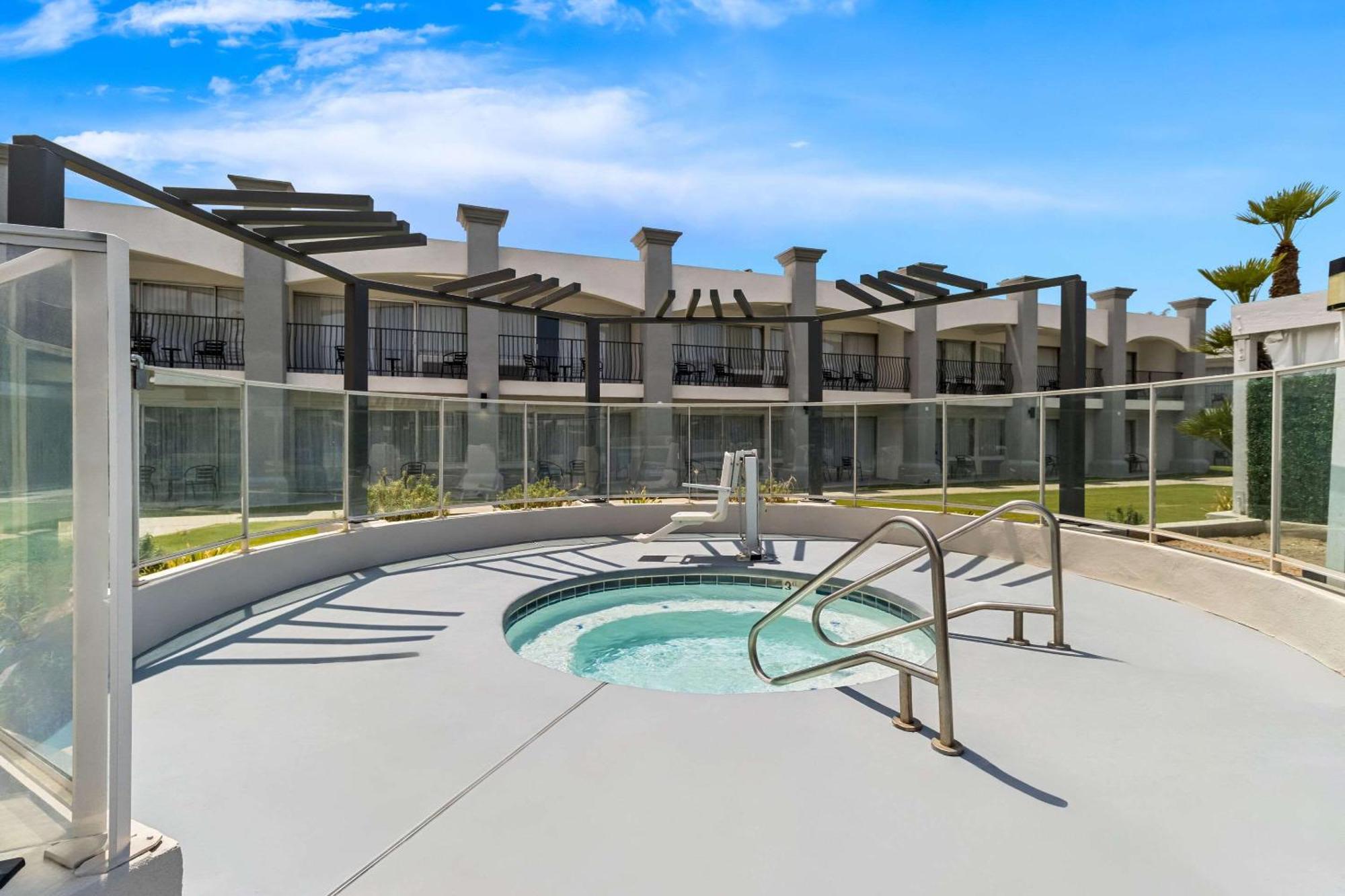 Hourglass Hotel, Ascend Hotel Collection Bakersfield Bagian luar foto