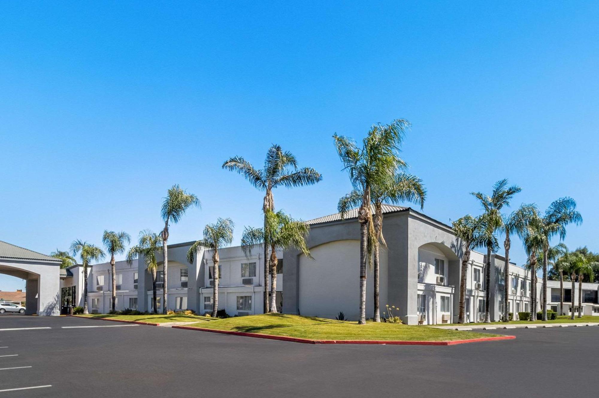 Hourglass Hotel, Ascend Hotel Collection Bakersfield Bagian luar foto