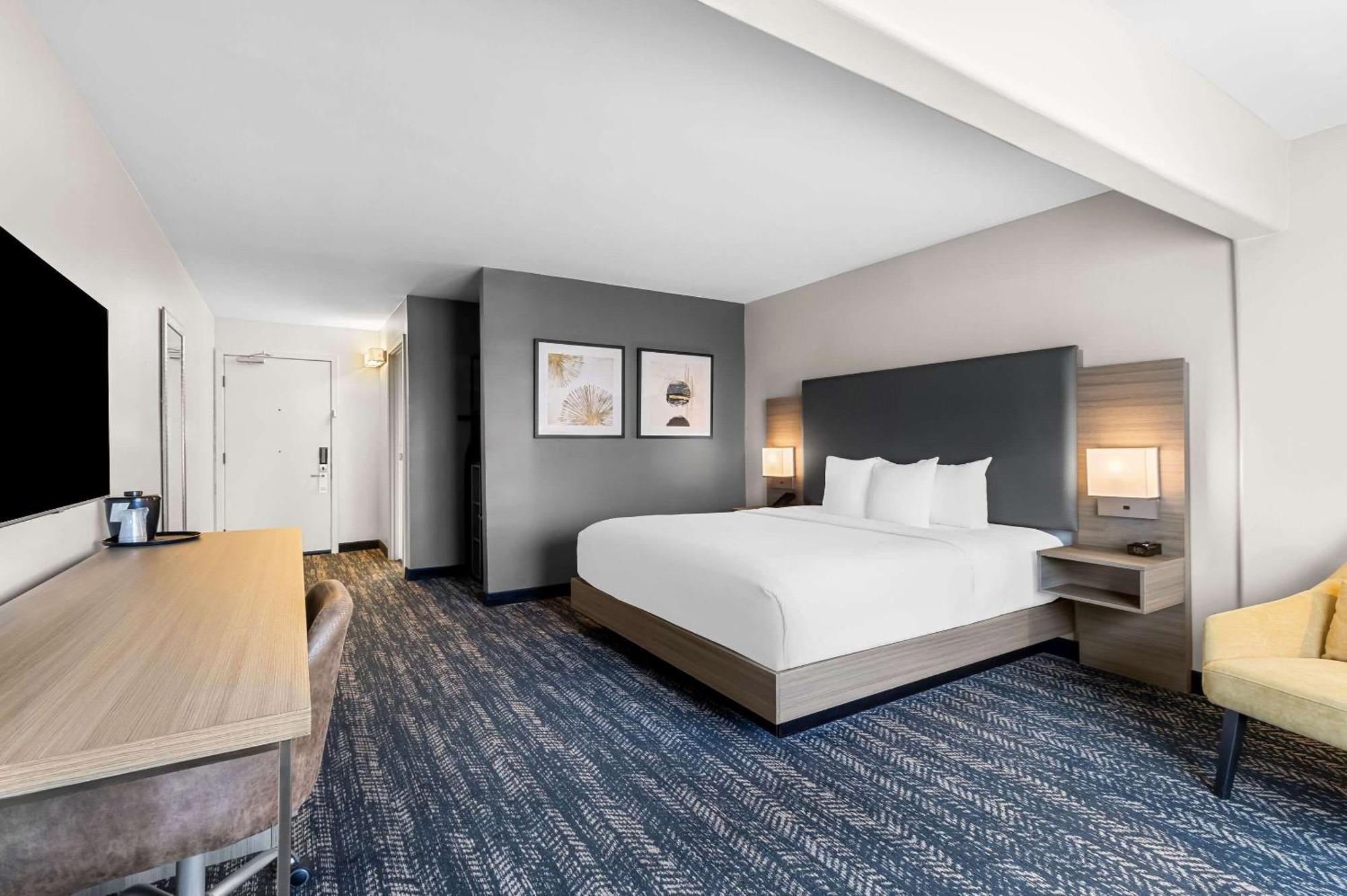 Hourglass Hotel, Ascend Hotel Collection Bakersfield Bagian luar foto